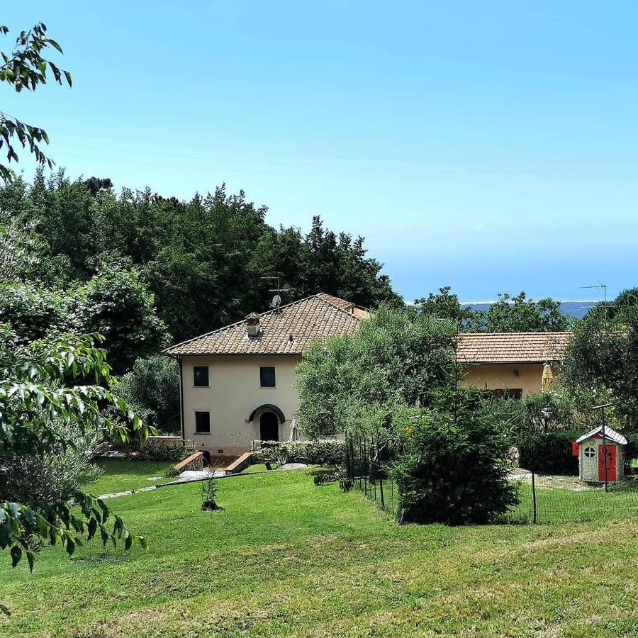 A14 Pietrasanta La Dama del Bosco Bed and Breakfast Esterno foto